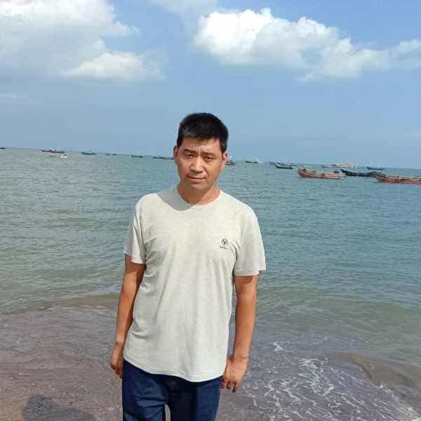 44岁岁辽宁单身帅哥 - 屯昌吉缘网
